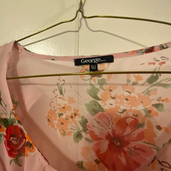 Sheer pullover - Picture 2 of 2